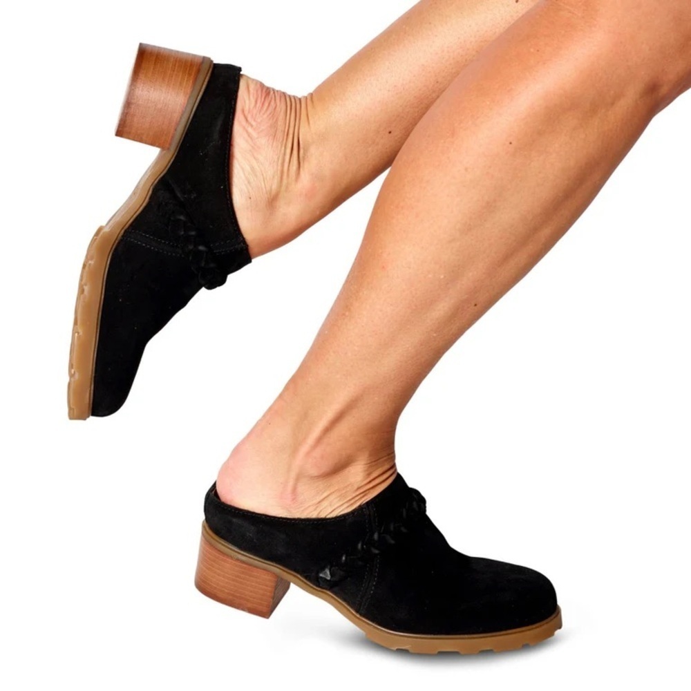 OTBT Black Suede Women's Mules